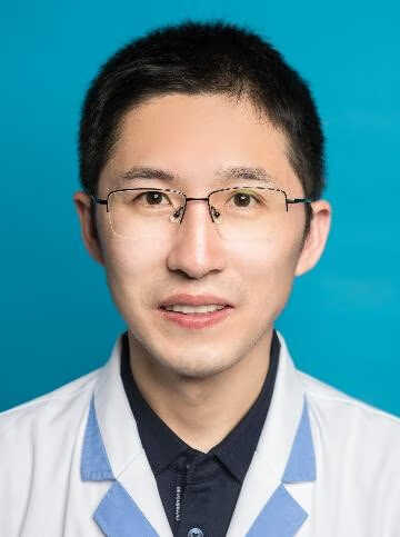 薛超 