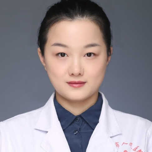 高瑩