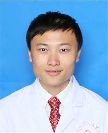 李辰 