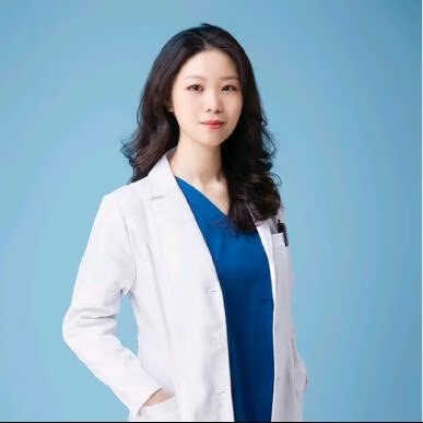 袁翌斐 