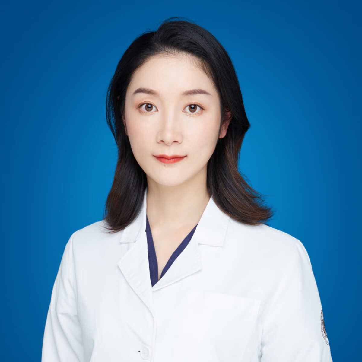 包丹丹 