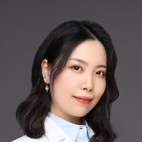 李婧宇 