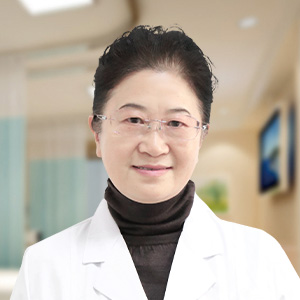 李越虹 