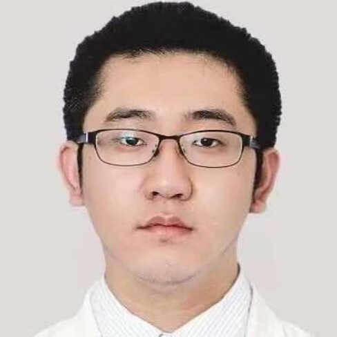 王天阳 
