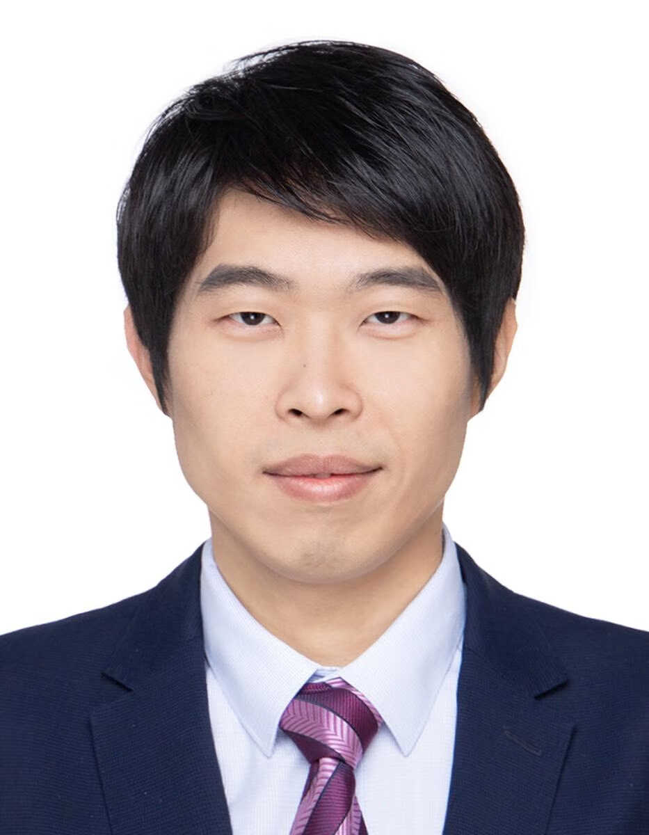 谢昆 