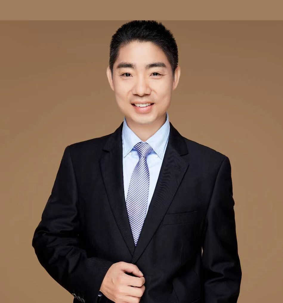毛小炎 