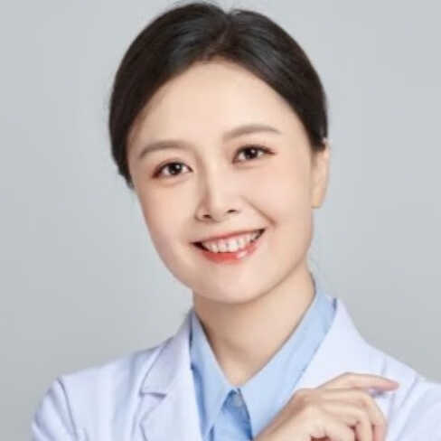 侯婧 