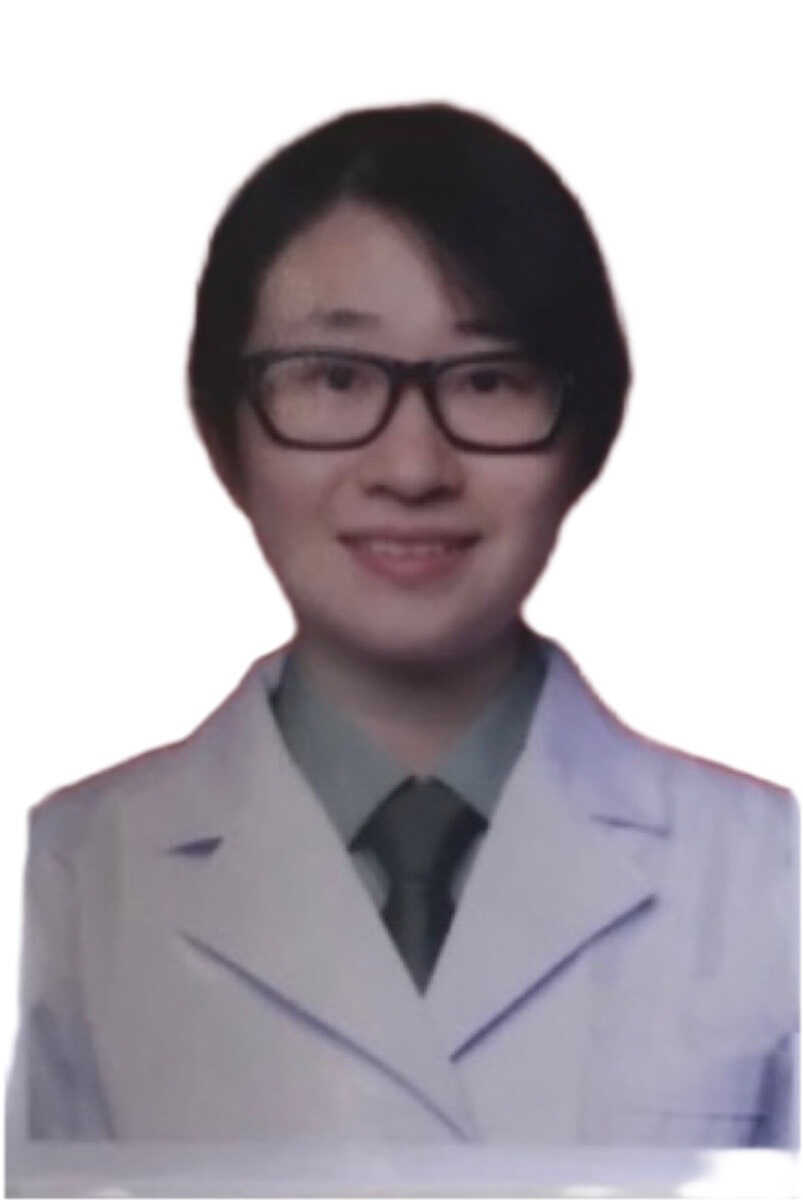 李佳 