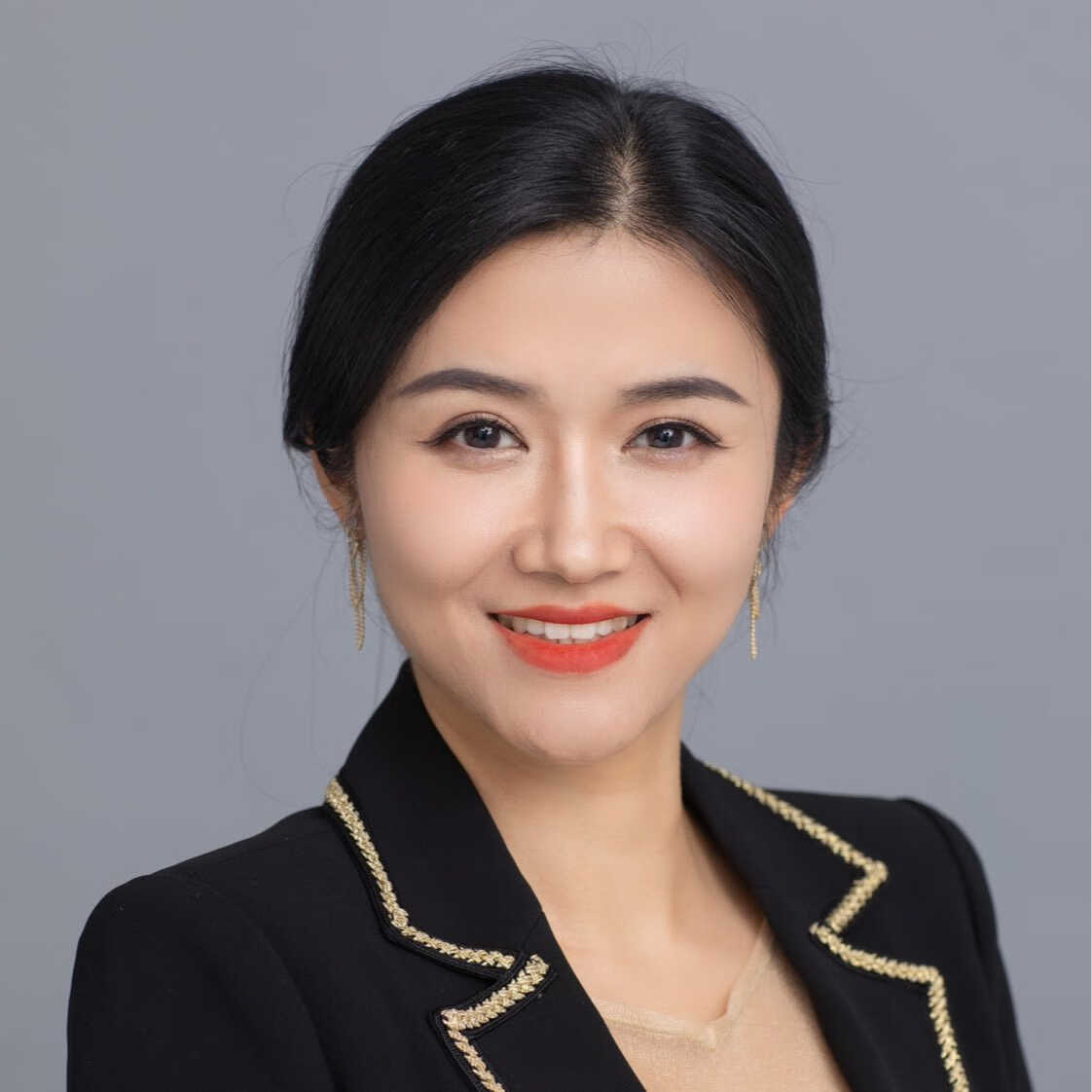 沈曉 