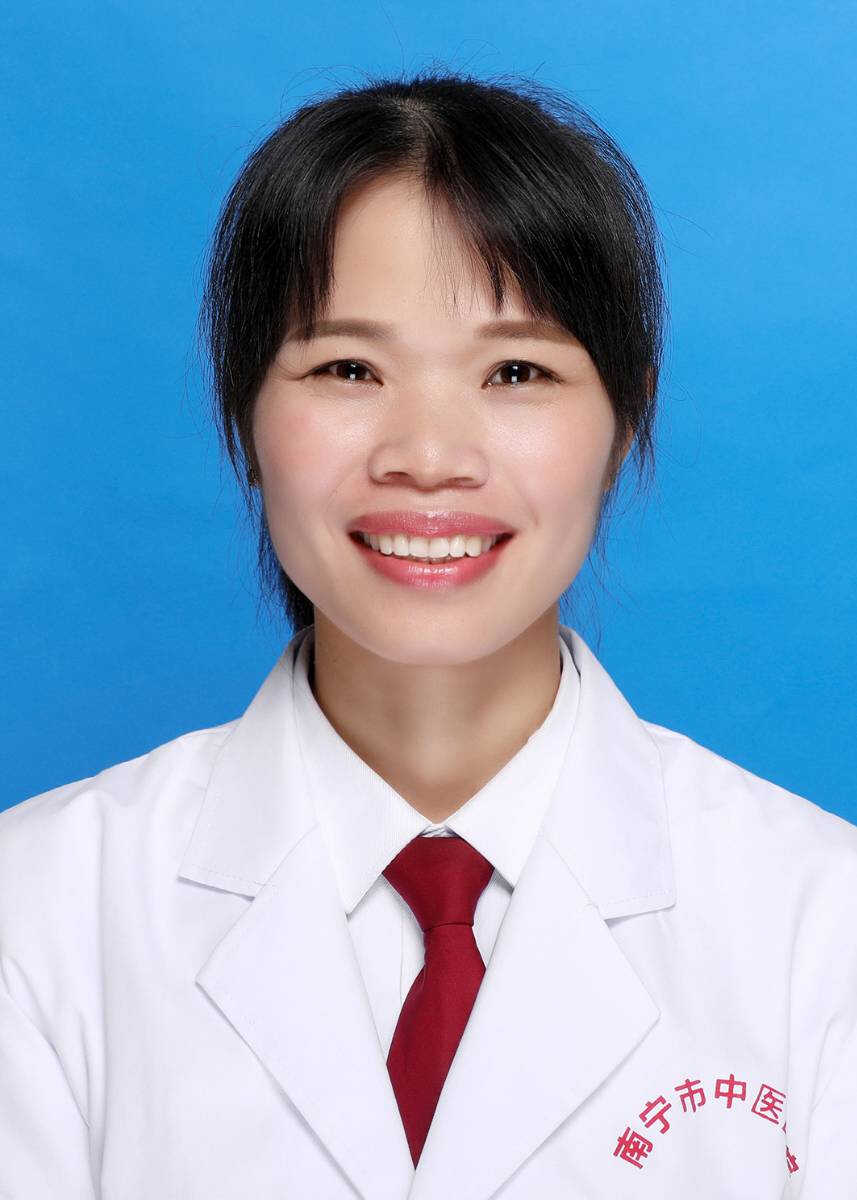 杭超银 