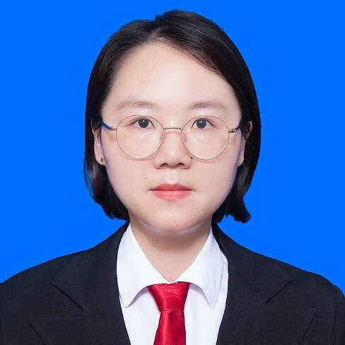 黃琴 