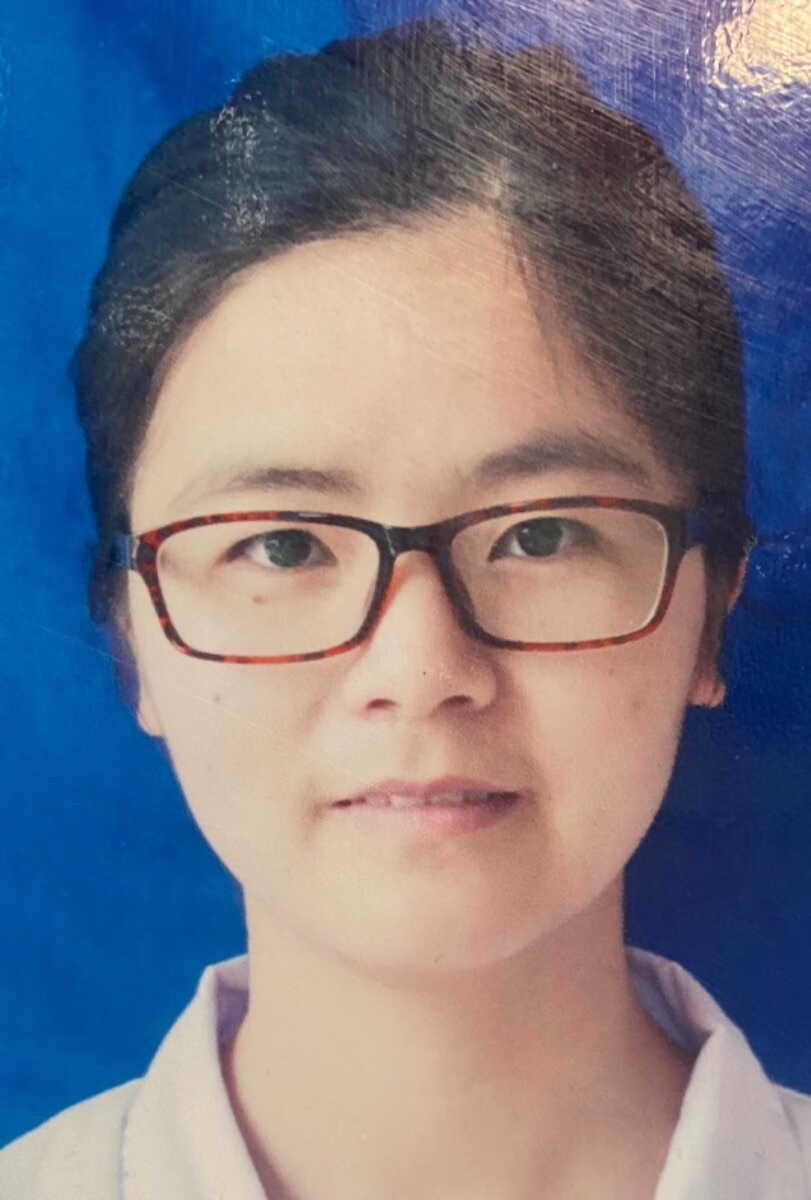 沈文佳 