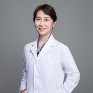 李莹 