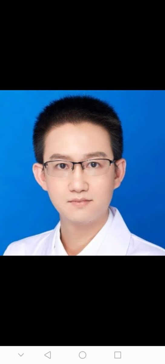 王希振 