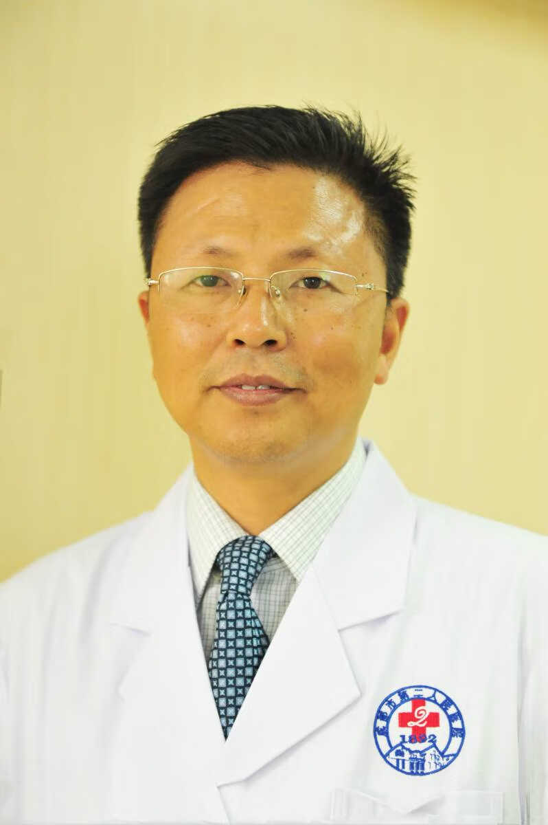 王德怀 