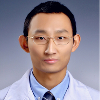 李精韬 