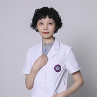 曾昕 