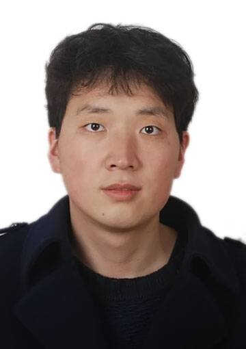 刘鑫 