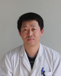 王利伟 