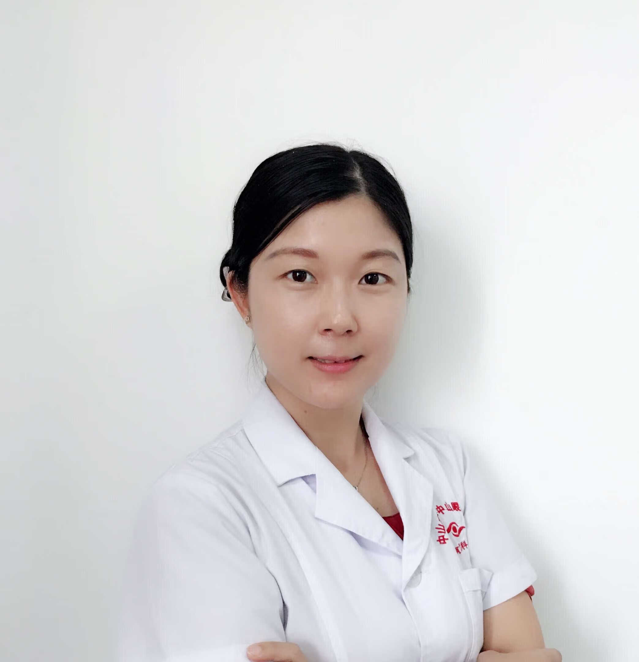 刘俐娜 