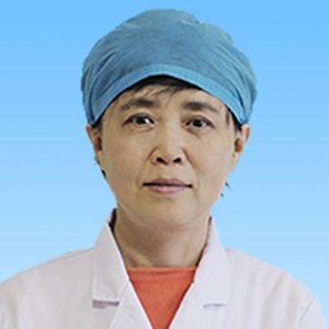 吕岚 