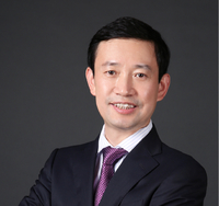 董健 