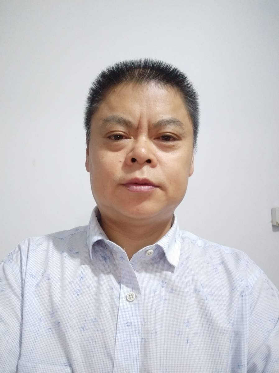韩振华 