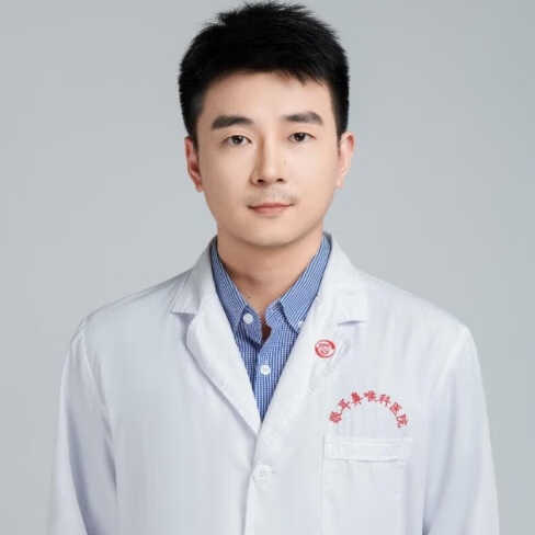 黃健成 