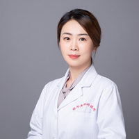王希莹 