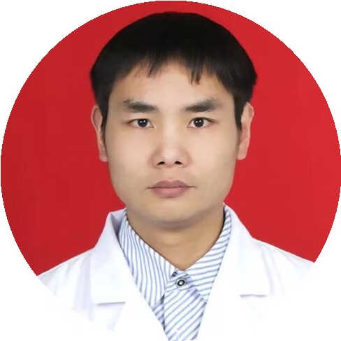 董东亮 