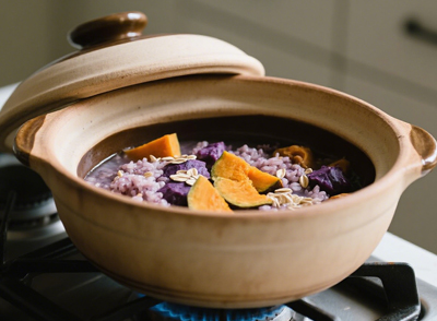 紫薯燕麥南瓜飯能為身體提供全面的營養(yǎng)，同時(shí)增強(qiáng)飽腹感