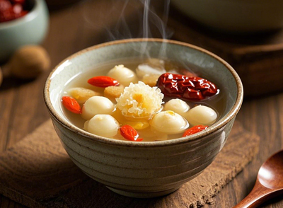 蓮子具有一定的收斂作用，在感冒期間食用蓮子，就如同給邪氣關(guān)上了“大門(mén)”，不利于邪氣的排出