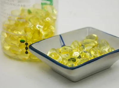 雖然魚肝油對(duì)中老年人有諸多好處，但也不能盲目食用