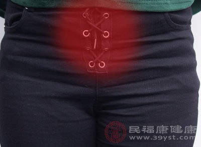 保持私處清潔干燥，勤換內(nèi)褲，避免穿緊身不透氣的衣物，減少局部摩擦和刺激