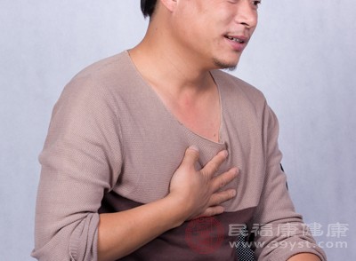 病理性水腫是身體發(fā)出的健康信號，如腎炎、心衰等疾病都可能以水腫為早期癥狀