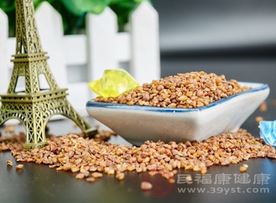 苦蕎米還含有豐富的維生素，如維生素B1、維生素B2、維生素E等