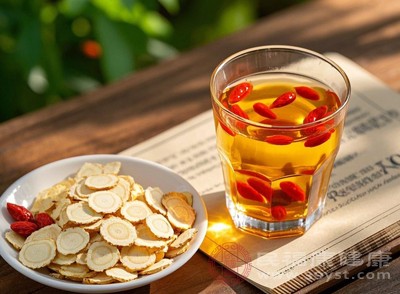 對(duì)于血壓不穩(wěn)定或控制不佳的患者，一杯看似養(yǎng)生的西洋參枸杞水，可能成為引發(fā)危險(xiǎn)的“導(dǎo)火索”