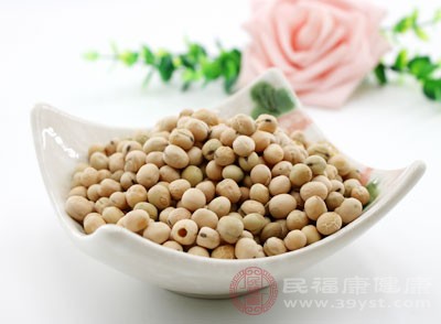 每100克黃豆含有約36克蛋白質(zhì)，被譽(yù)為“田中之肉”“植物肉”