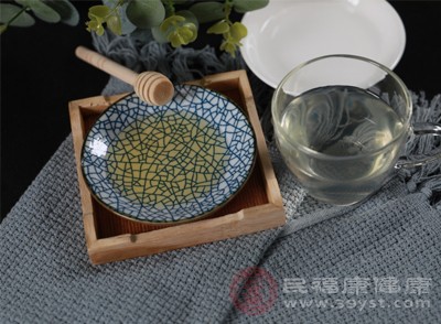 對于一些因氣血瘀滯導致的疼痛，比如痛經、關節(jié)痛，適當吃醋也能起到一定的緩解作用