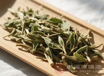 無論是內(nèi)服還是外用，都要嚴(yán)格控制用量，尤其是脾胃虛寒、體質(zhì)虛弱的人，更要謹(jǐn)慎使用