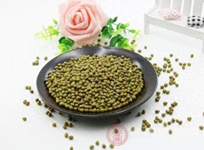 綠豆中的蛋白質(zhì)和多糖等成分對肝臟具有保護(hù)作用