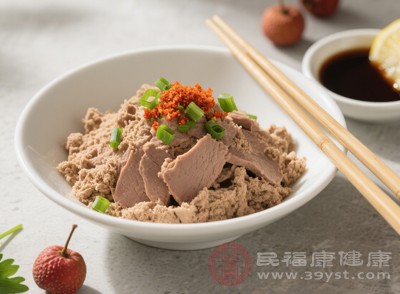 適量食用豬肝粉，能為寶寶的成長提供全方位的營養(yǎng)支持