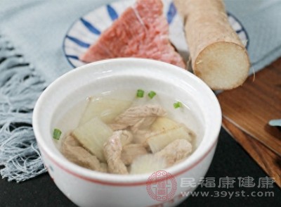 每次喝150-200毫升(約小半碗)即可，過量會占據(jù)胃容量，影響主食消化