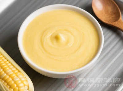 玉米糊由玉米加工制作而成，保留了玉米豐富的營養(yǎng)成分