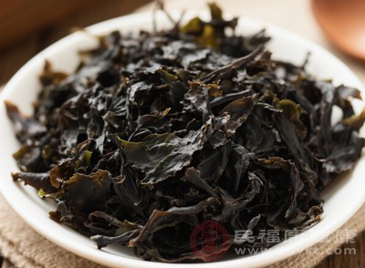 部分人群由于體質(zhì)原因，可能對(duì)紫菜中的某些蛋白質(zhì)或其他成分過敏