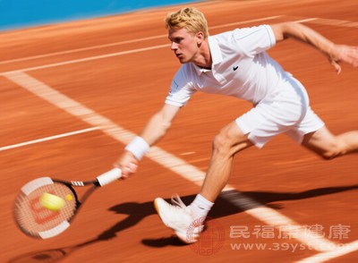 每次進行球拍運動，時間宜控制在30-60分鐘，最長不超過90分鐘