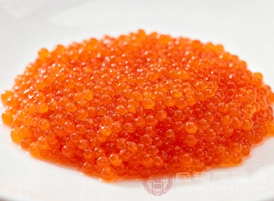 有些人可能對(duì)魚籽中的蛋白質(zhì)等成分過(guò)敏，食用后會(huì)出現(xiàn)皮膚瘙癢、皮疹、呼吸困難等過(guò)敏癥狀