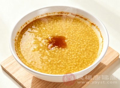 小米富含維生素B1、B2、膳食纖維等營養(yǎng)成分，具有健脾和胃、補益虛損的功效