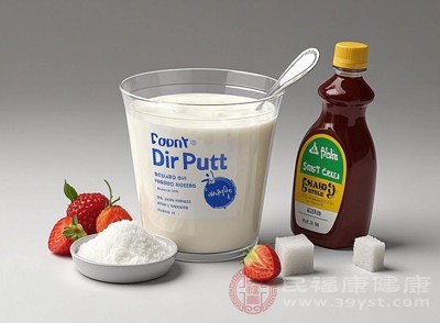 酸奶中的益生菌可以改善腸道菌群環(huán)境，增強腸道的消化功能