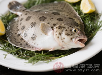 鱼皮和鱼骨同样是胶原蛋白的“富集地”